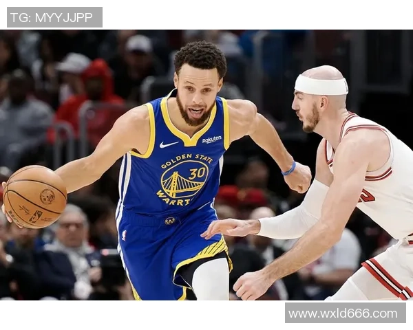 勇士与老鹰激战正酣NBA视频直播精彩瞬间回顾与分析
