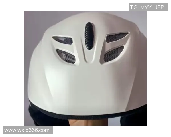 极限运动爱好者必看的头盔选购指南与推荐品牌解析MBA