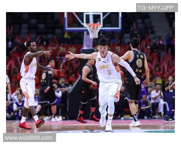 深圳篮球队的蜕变之旅：从挑战到辉煌的锦标赛特别报道