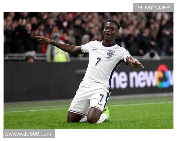 英格兰与荷兰激战21场回顾足球历史上的经典对决与精彩瞬间