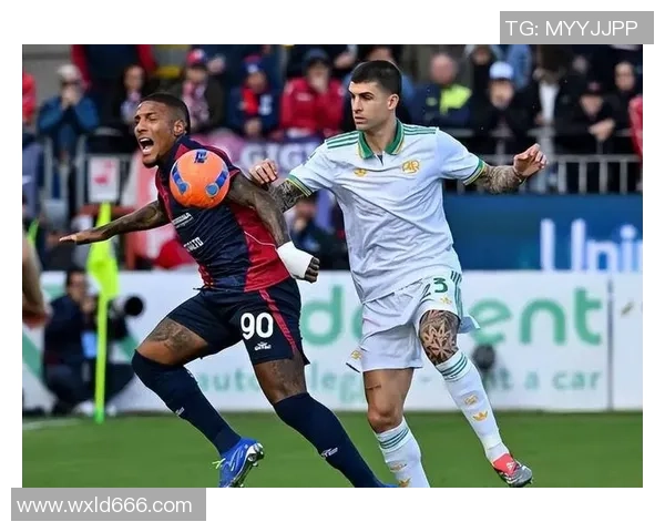 韩国与意大利激战正酣足球场上头球对决引发热议